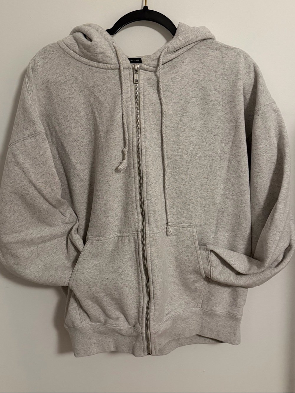 Brandy Melville zip up